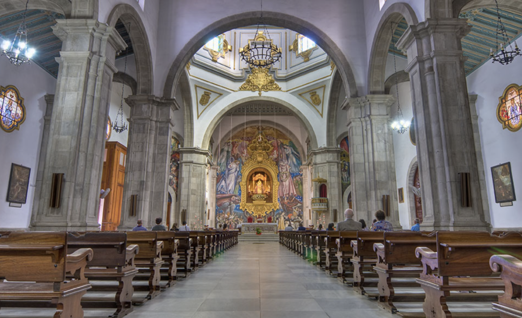 Interior de la Basílica de Nuestra Señora de la Candelaria
